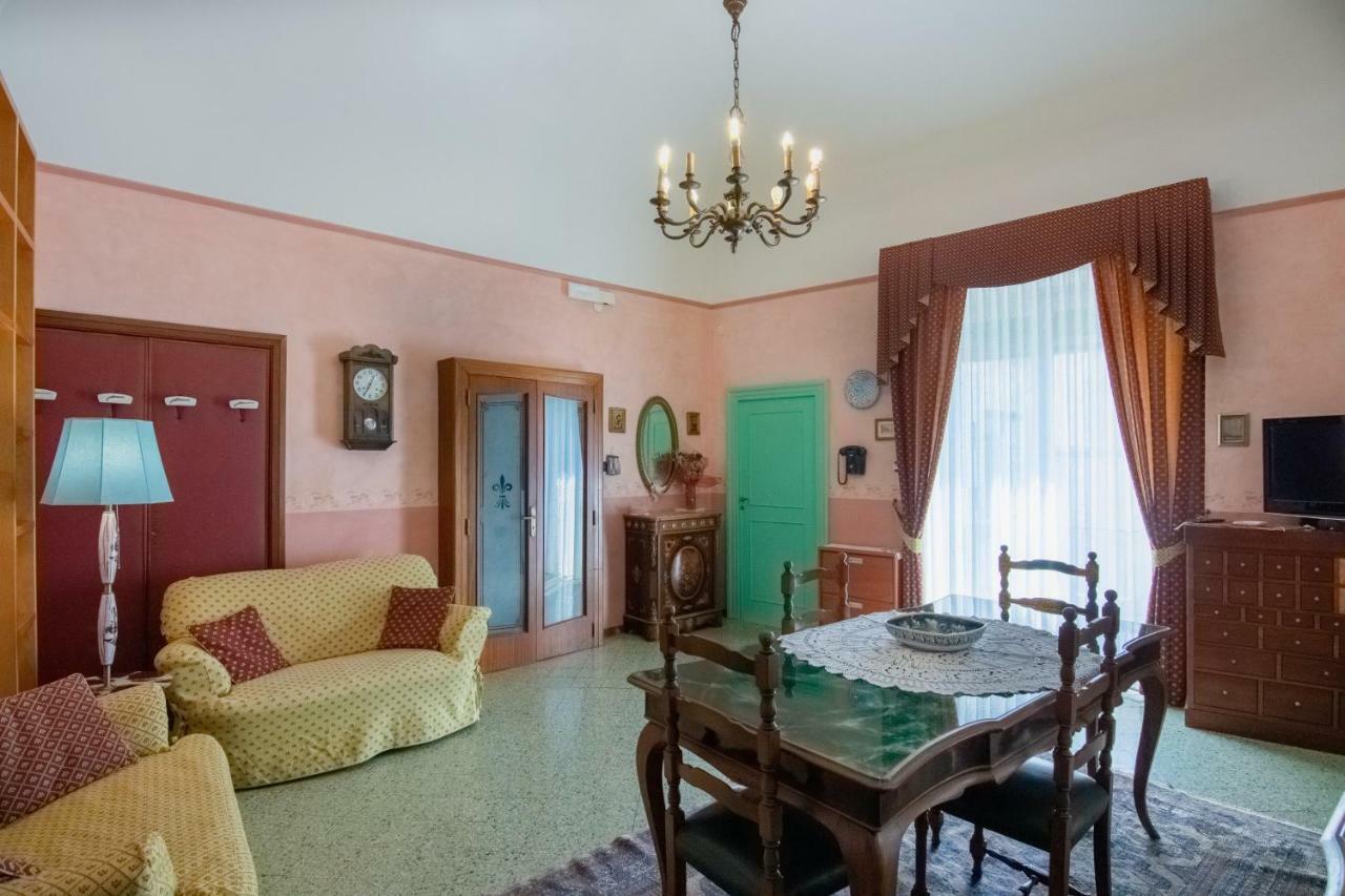 Amalpha Domus Apartment *